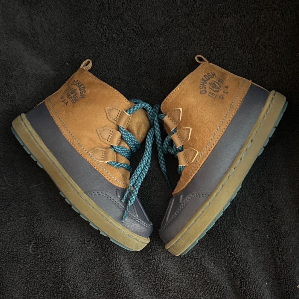 OshKosh B'gosh Brown and Gray Kids Boots - Picture 5 of 7